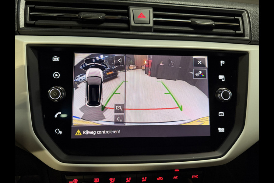 Seat Arona 1.0 TSI Xcellence Business Intense | Camera | Sfeerverlichting | Stoelverwarming | Adaptive cruise | Carplay