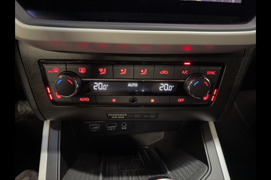 Seat Arona 1.0 TSI Xcellence Business Intense | Camera | Sfeerverlichting | Stoelverwarming | Adaptive cruise | Carplay