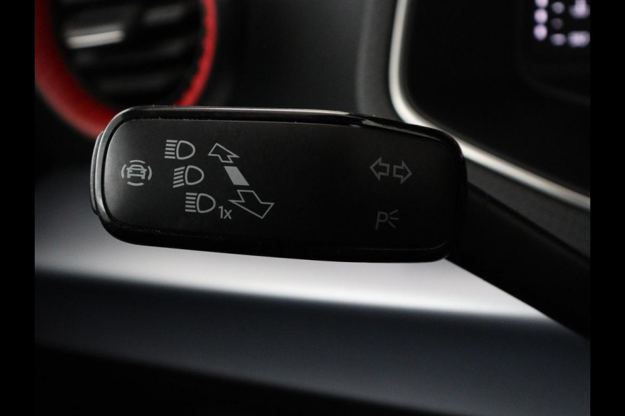 Seat Arona 1.0 TSI FR Business Intense | LED | Stoelverwarming | Camera | Adaptive Cruise | Carplay | DAB