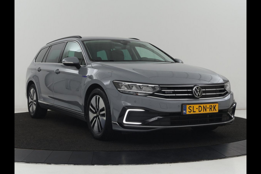 Volkswagen Passat 1.4 TSI PHEV GTE Business | Adaptive Cruise | Stoelverwarming | Trekhaak | Carplay | Massage | Camera