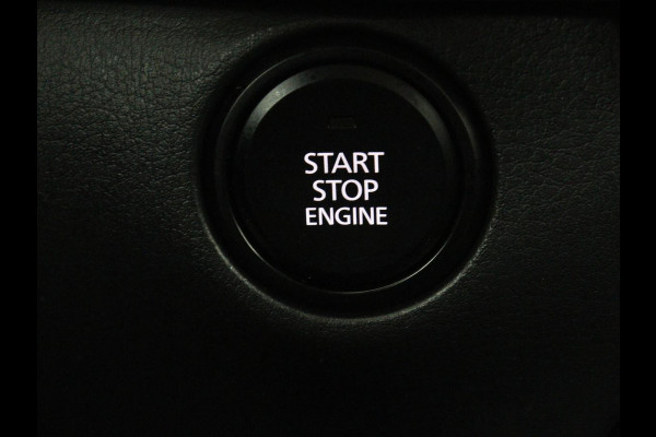 Mazda CX-30 2.0 e-SkyActiv-G M Hybrid Comfort | Leder | Stoel & Stuurverwarming | Adaptive Cruise | Trekhaak | Head-up | Camera