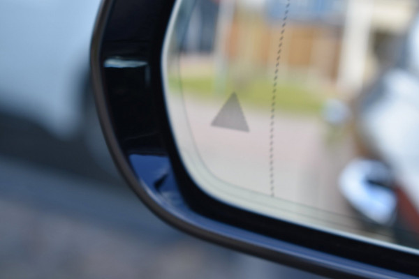 Mercedes-Benz E-Klasse Estate 200 AMG NIGHT | 360 CAMERA | SFEERVERLICHTING | APPLE CARPLAY | ANDROID AUTO | NAP