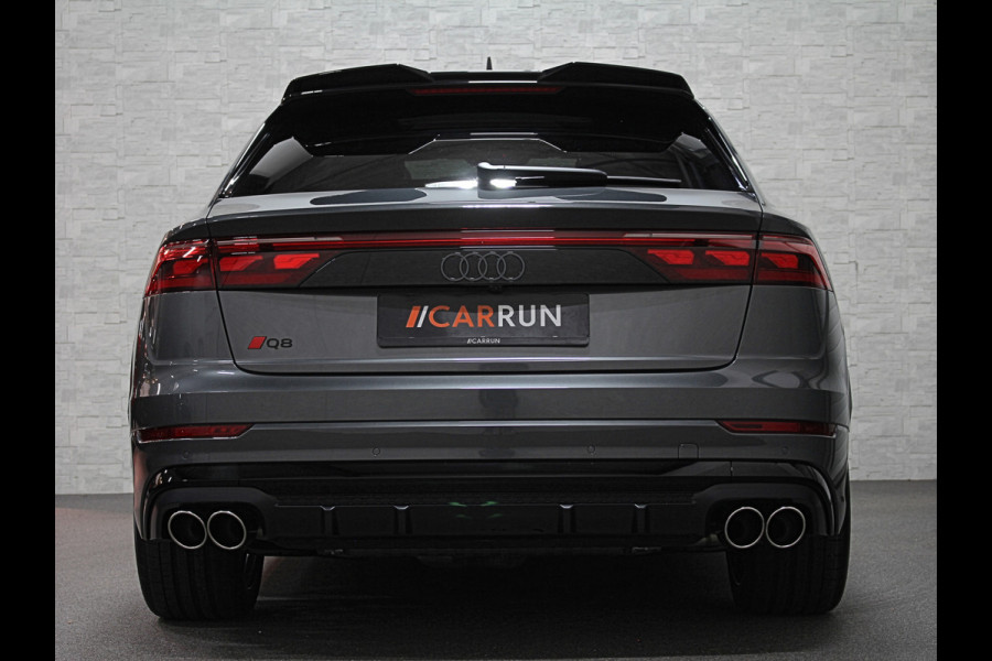 Audi Q8 60e 490pk Competition RS-Stoelen | 4WS Achteras Besturing | OLED | Laser | SQ8 Uitgevoerd | Massage | Ventilatie | Valcona Leder 23'' | Alcantara hemel | Head-Up | Soft-Close | Panodak | 2x Memory | Trekhaak | Keyless-Entry | Luchtvering | Nw.Pr. 155.000,= | Nieuw! 13km 2026 | Fabrieksgarantie | Direct rijden.