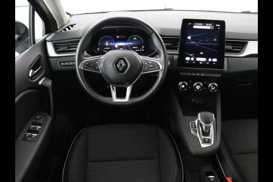 Renault Captur 1.6 E-Tech Plug-in Hybrid 160 Intens | Panoramadak | Cruise Control | Trekhaak | Camera | LED | Navigatie