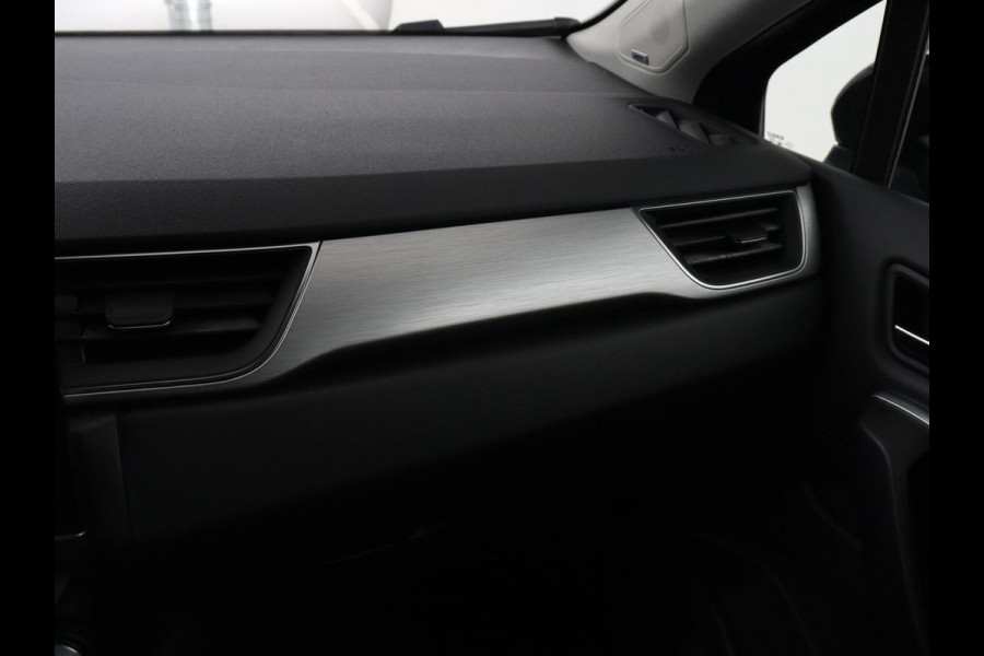 Renault Captur 1.6 E-Tech Plug-in Hybrid 160 Intens | Panoramadak | Cruise Control | Trekhaak | Camera | LED | Navigatie