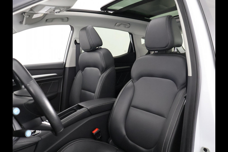 MG Mg Zs EV Luxury 45 kWh Dual Tone | Apple Carplay & AndroidAUTO | Stoelverwarming | Camera |