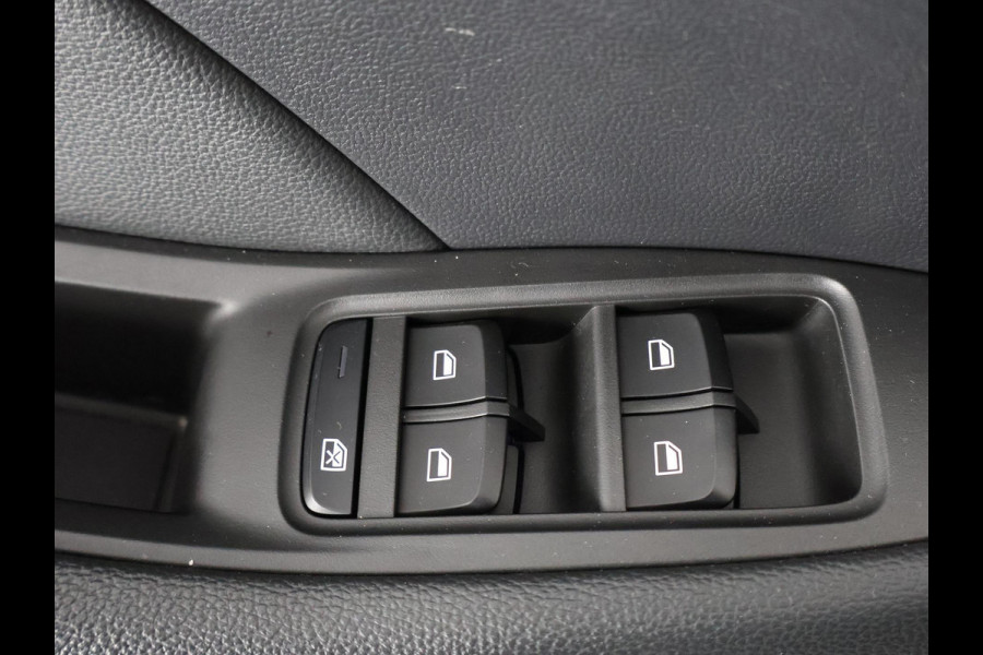 MG Mg Zs EV Luxury 45 kWh Dual Tone | Apple Carplay & AndroidAUTO | Stoelverwarming | Camera |