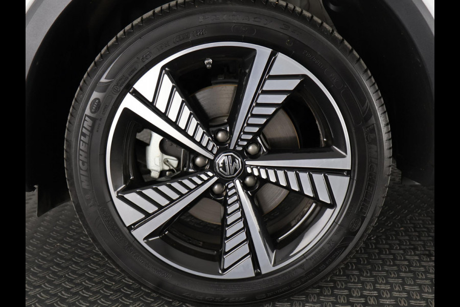 MG Mg Zs EV Luxury 45 kWh Dual Tone | Apple Carplay & AndroidAUTO | Stoelverwarming | Camera |