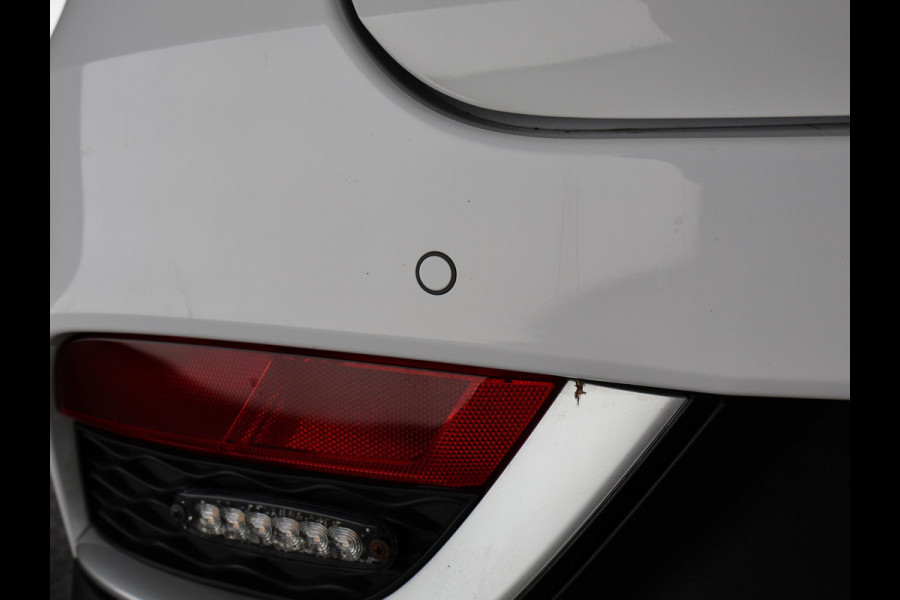 MG Mg Zs EV Luxury 45 kWh Dual Tone | Apple Carplay & AndroidAUTO | Stoelverwarming | Camera |