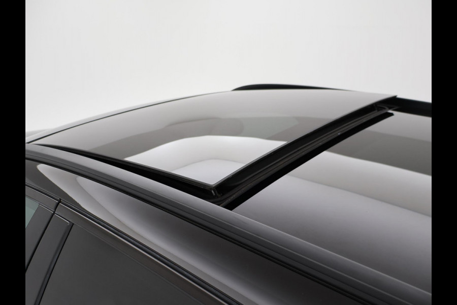 Mercedes-Benz C-Klasse Estate 300e 320 PK PLUG-IN - AMG NIGHT + BURMESTER | LUCHTVERING | PANORAMA | DISTRONIC+ | SFEERVERL.