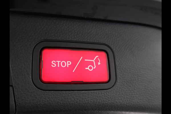 Mercedes-Benz C-Klasse Estate 300e 320 PK PLUG-IN - AMG NIGHT + BURMESTER | LUCHTVERING | PANORAMA | DISTRONIC+ | SFEERVERL.