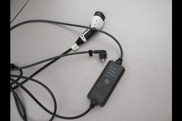 Mercedes-Benz C-Klasse Estate 300e 320 PK PLUG-IN - AMG NIGHT + BURMESTER | LUCHTVERING | PANORAMA | DISTRONIC+ | SFEERVERL.