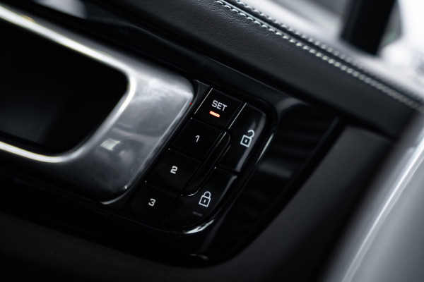 Porsche Cayenne Coupé 4.0 GTS - Sport Chrono | Panorama | Bose | Luchtvering