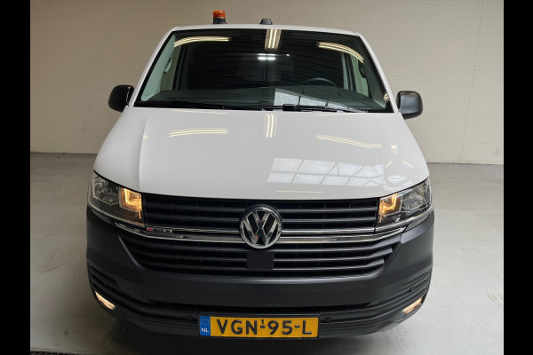 Volkswagen Transporter 4MOTION 4x4 AUTOMAAT Servicewagen 2.0 TDI 150PK euro6 L2H1, Inrichting, V230, Trekhaak, RIJKLAARPRIJS!