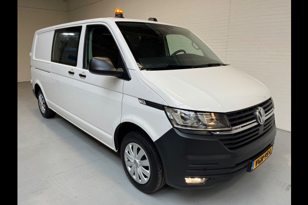 Volkswagen Transporter 4MOTION 4x4 AUTOMAAT Servicewagen 2.0 TDI 150PK euro6 L2H1, Inrichting, V230, Trekhaak, RIJKLAARPRIJS!