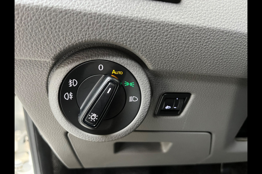 Volkswagen Transporter 4MOTION 4x4 AUTOMAAT Servicewagen 2.0 TDI 150PK euro6 L2H1, Inrichting, V230, Trekhaak, RIJKLAARPRIJS!