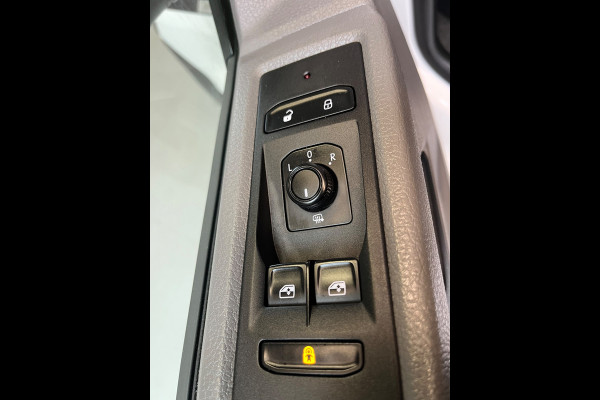 Volkswagen Transporter 4MOTION 4x4 AUTOMAAT Servicewagen 2.0 TDI 150PK euro6 L2H1, Inrichting, V230, Trekhaak, RIJKLAARPRIJS!