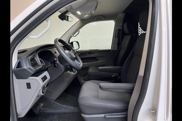 Volkswagen Transporter 4MOTION 4x4 AUTOMAAT Servicewagen 2.0 TDI 150PK euro6 L2H1, Inrichting, V230, Trekhaak, RIJKLAARPRIJS!