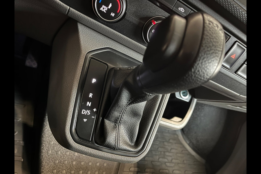 Volkswagen Transporter 4MOTION 4x4 AUTOMAAT Servicewagen 2.0 TDI 150PK euro6 L2H1, Inrichting, V230, Trekhaak, RIJKLAARPRIJS!