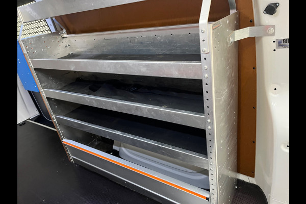 Volkswagen Transporter 4MOTION 4x4 AUTOMAAT Servicewagen 2.0 TDI 150PK euro6 L2H1, Inrichting, V230, Trekhaak, RIJKLAARPRIJS!