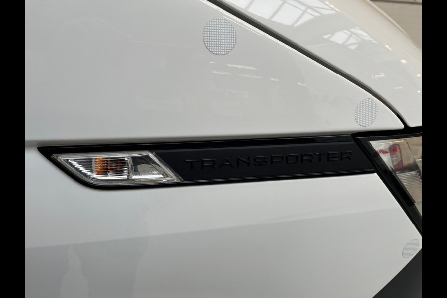 Volkswagen Transporter 4MOTION 4x4 AUTOMAAT Servicewagen 2.0 TDI 150PK euro6 L2H1, Inrichting, V230, Trekhaak, RIJKLAARPRIJS!