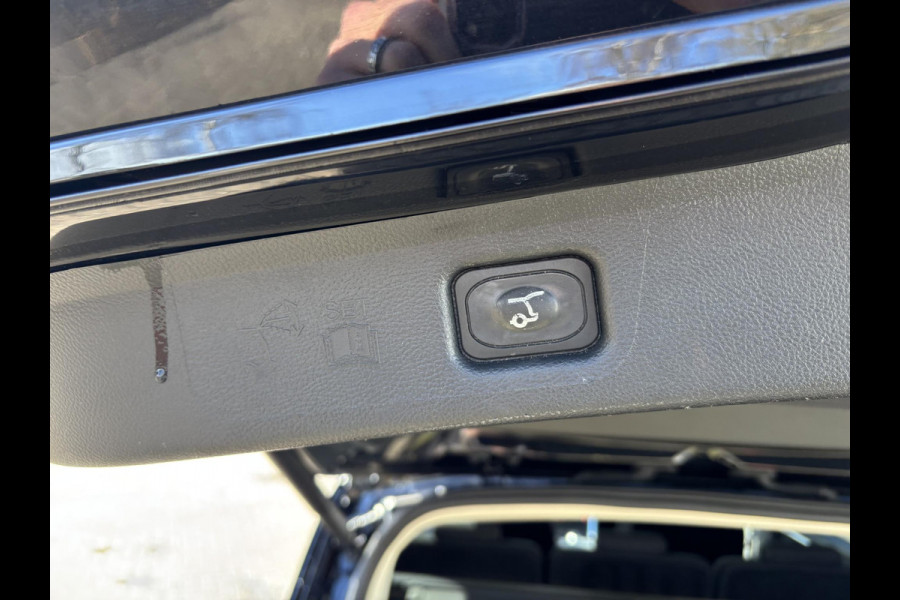 Ford S-Max 2.5 FHEV Titanium 190pk | AGR-stoelen | Adaptive cruise control | Sony audio | Achteruitrijcamera | Stoelverwarming | SYNC 3 Navigatie | Complete historie
