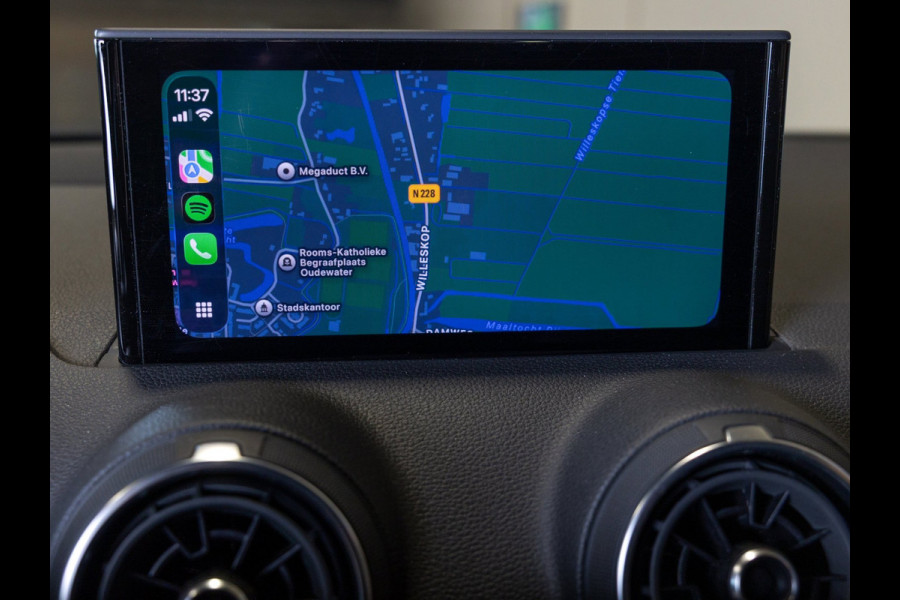 Audi Q2 35 TFSI Advanced edition / 150pk / Stoelverwarming / Adaptieve cruise control / Elektrische achterklep /