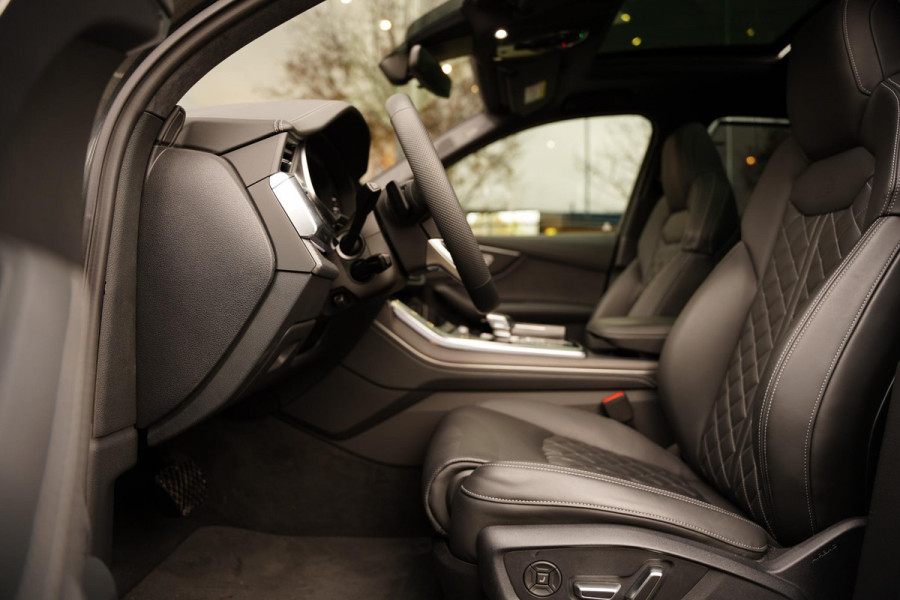 Audi Q7 60 TFSI Quattro S Competition GERESERVEERD
