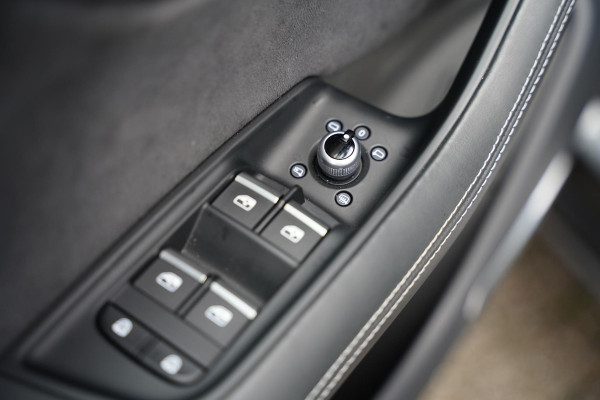 Audi Q7 60 TFSI Quattro S Competition GERESERVEERD