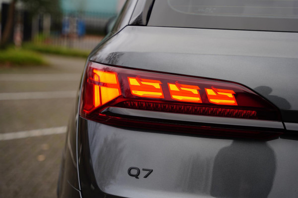 Audi Q7 60 TFSI Quattro S Competition GERESERVEERD