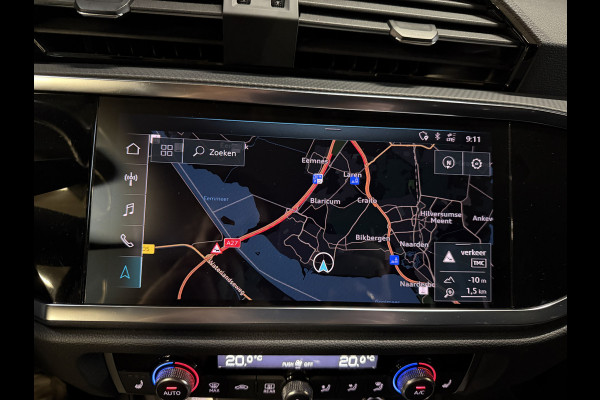 Audi Q3 35 TFSI Advanced | Panoramadak | Elektr. trekhaak | Sfeerverlichting | B&O | Camera | Full LED | Carplay
