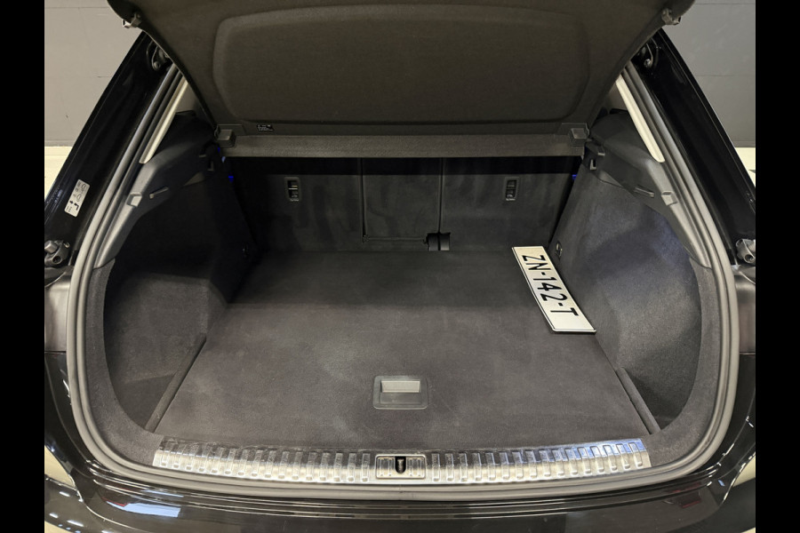 Audi Q3 35 TFSI Advanced | Panoramadak | Elektr. trekhaak | Sfeerverlichting | B&O | Camera | Full LED | Carplay