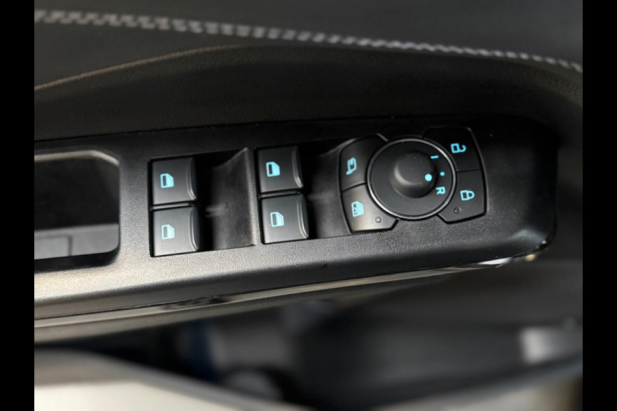 Ford Puma 1.0 EcoBoost Hybrid Titanium Automaat, Winter Pack, Panoramadak