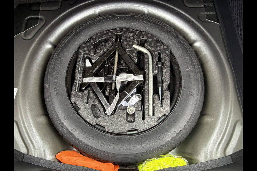 Volkswagen Beetle 1.4 TSI Sport Panorama Pdc Navi Leder Stoelverwarming Cruise Premium Audio Dab+