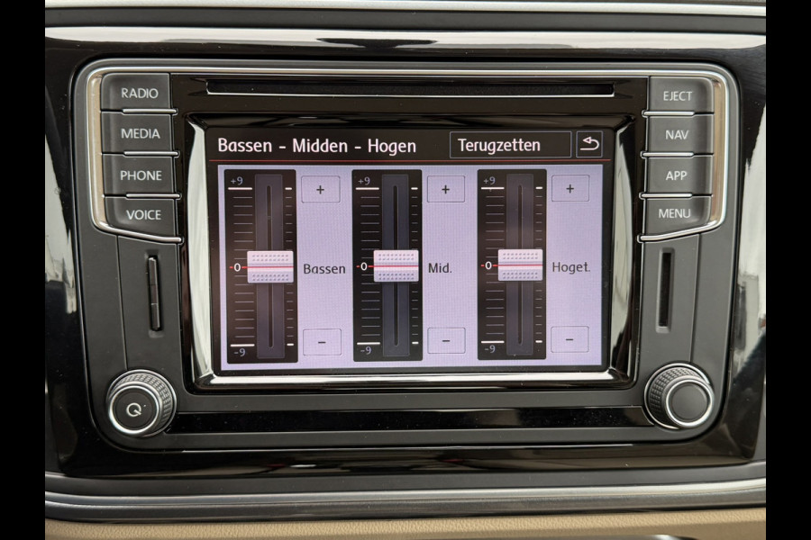 Volkswagen Beetle 1.4 TSI Sport Panorama Pdc Navi Leder Stoelverwarming Cruise Premium Audio Dab+