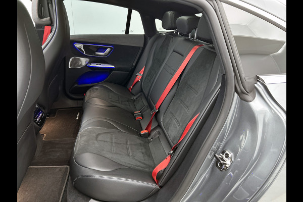 Mercedes-Benz EQE AMG 43 4MATIC 90 kWh Panoramadak | Memory Pakket | Rode gordels |  Burmester Inclusief 24 maanden Mercedes-Benz Certified garantie voor Europa.