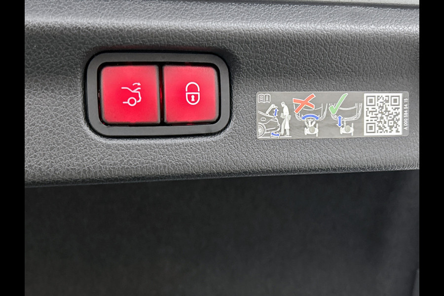 Mercedes-Benz EQE AMG 43 4MATIC 90 kWh Panoramadak | Memory Pakket | Rode gordels |  Burmester Inclusief 24 maanden Mercedes-Benz Certified garantie voor Europa.