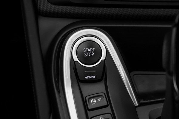 BMW i8 Roadster 1.5 High Ex CarPlay H/K HUD Camera 20"