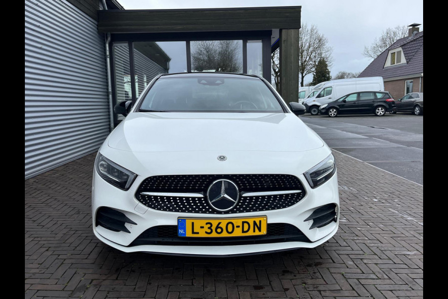Mercedes-Benz A-Klasse 180 Business Solution AMG panorama dak night sfeer licht vol vol