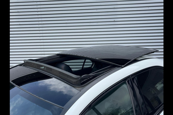 Mercedes-Benz A-Klasse 180 Business Solution AMG panorama dak night sfeer licht vol vol