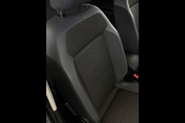 Volkswagen T-Cross 1.0 TSI R-line CarPlay Camera