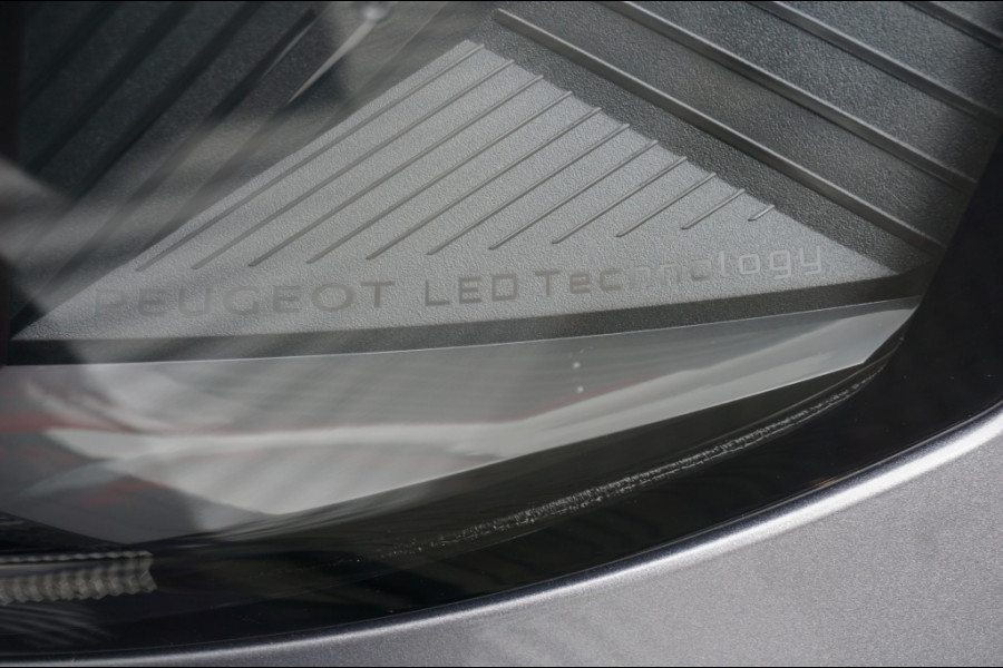 Peugeot 3008 195PK PHEV Allure AUT. | CAMERA | EL CLIMATE | NAVI | SUPER LUXE