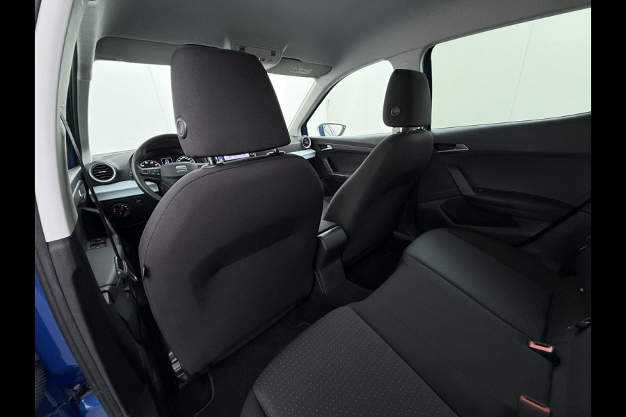 Seat Arona 1.0TSI NWE Model Two-Tone Navi* Draadloos-Apple Carplay Android PDC Cruise Control ECC Style Lmv Privacy Glas Regen-Lichtsensor Isofix DAB Bluetooth Led 1e Eigenaar Origineel Nederlandse Auto