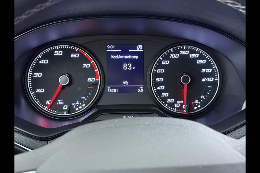 Seat Arona 1.0TSI NWE Model Two-Tone Navi* Draadloos-Apple Carplay Android PDC Cruise Control ECC Style Lmv Privacy Glas Regen-Lichtsensor Isofix DAB Bluetooth Led 1e Eigenaar Origineel Nederlandse Auto