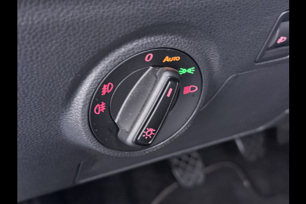Seat Arona 1.0TSI NWE Model Two-Tone Navi* Draadloos-Apple Carplay Android PDC Cruise Control ECC Style Lmv Privacy Glas Regen-Lichtsensor Isofix DAB Bluetooth Led 1e Eigenaar Origineel Nederlandse Auto