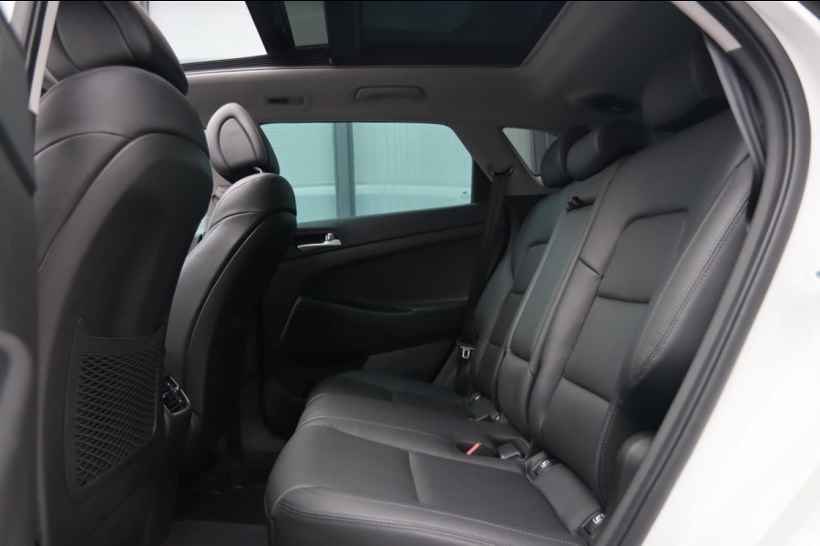 Hyundai Tucson 1.6 T-GDi Premium 4WD / PANODAK / KEYLESS / CAMERA / DODEHOEK