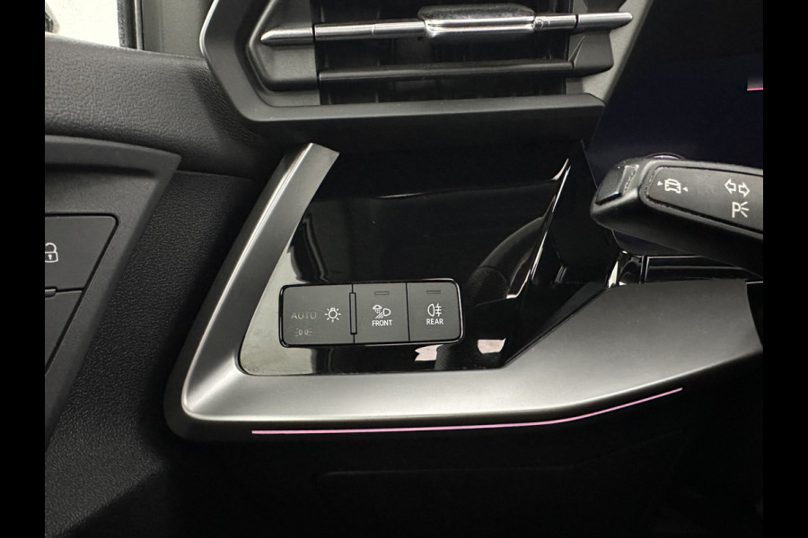 Audi A3 Limousine 35 TFSI S-Line Edition (INCL-BTW) Aut. *PANO | LEATHER-FABRIC | FULL-LED | AMBIENTLIGHT | SPORTSEATS | DIGI-COCKPIT | NAVI-FULLMAP | PRIVACYGLASS | SHIFTPADDLES | DAB+ | ADAPTIVE-CRUISE | 17"ALU*