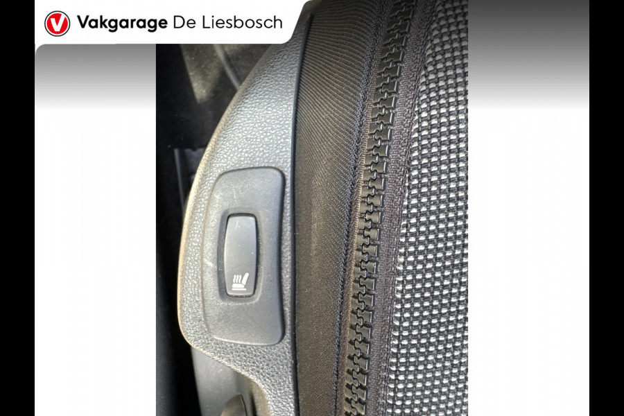 Renault Captur 1.2 TCe Intens,navi,camera,stoelverw,cruisec,trekhaak,boeken