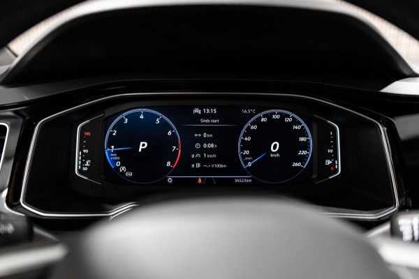 Volkswagen Taigo 1.0 TSI R-Line DSG IQ PANO LED