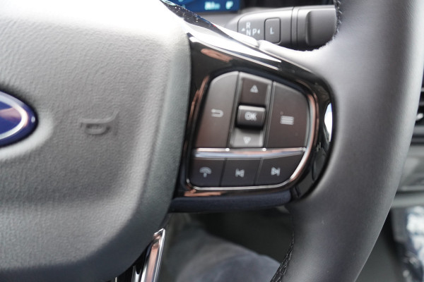 Ford E-Transit Cust. 320L L2H1 Limited 65 kWh Automaat met POWERPACK Nr. V019 | Airco | Cruise | Apple CP- Android auto | Trekhaak